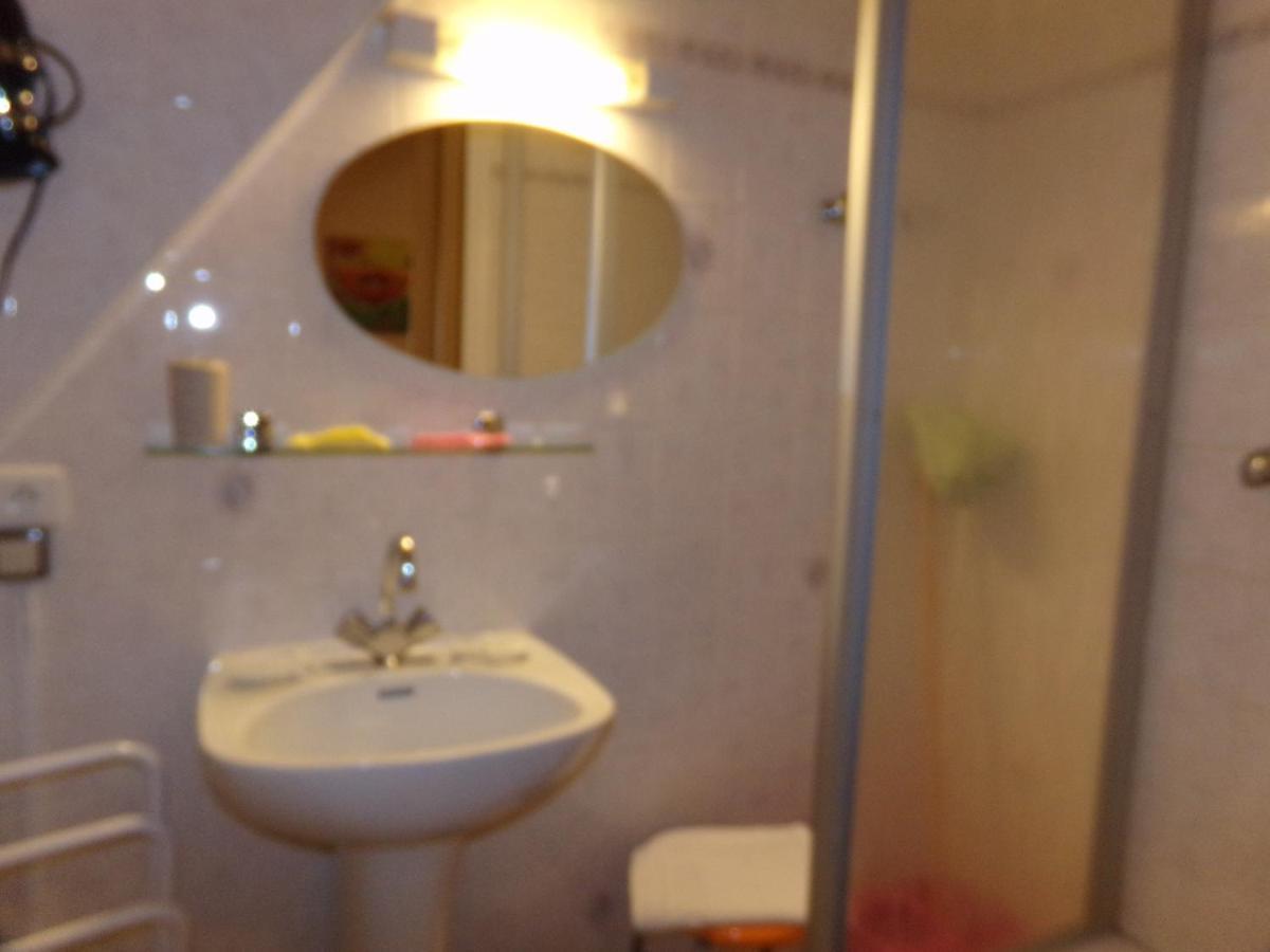 Appartement Le Select à Néris-les-Bains Extérieur photo