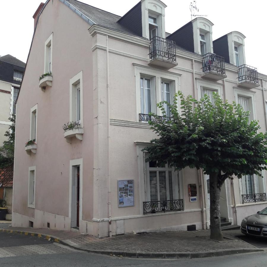Appartement Le Select à Néris-les-Bains Extérieur photo