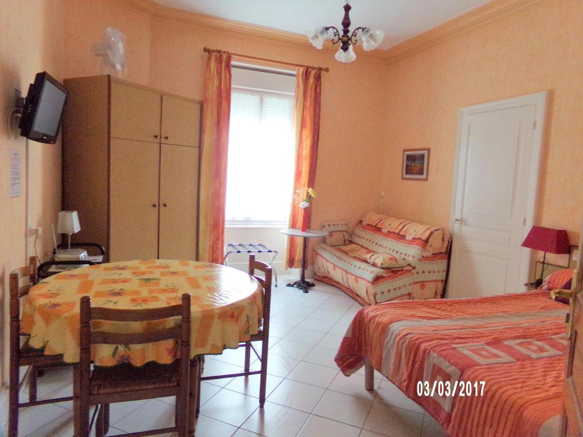 Appartement Le Select à Néris-les-Bains Extérieur photo